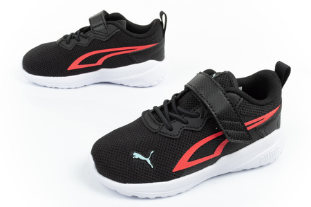 Bequeme schwarze Puma-Sportsneaker für Kinder mit Klettverschluss – Modell „All-Day“