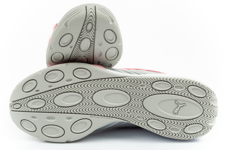 Puma V-S2 Goalgetter Sneaker für Kinder und Jugendliche, modisches Silber