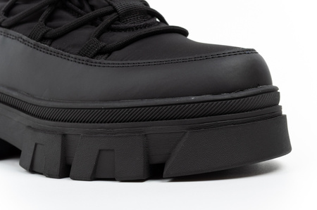 Schwarze, gefütterte Winterstiefeletten für Damen von Lee Cooper mit Reißverschluss