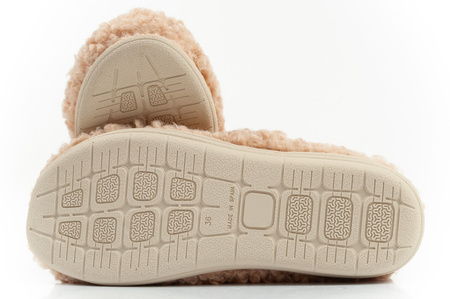 Scholl Maddy Bootie Damenhausschuhe [F309091002] isoliert, beige.
