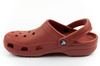 Die Crocs Classic Clog-Sandalen in Braun für Damen und Herren sind bequem und leicht.