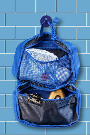 Große Reisekosmetiktasche Puma Washbag 28x7x16 [090303 25], blau.