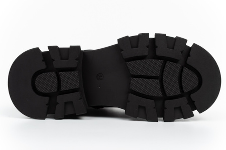 Schwarze, gefütterte Winterstiefeletten für Damen von Lee Cooper mit Reißverschluss