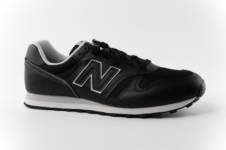 Bequeme schwarze New Balance 373 Herren-Sneaker