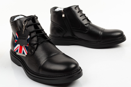 Elegante, gefütterte Herren-Ankle-Boots aus schwarzem Leder von Lee Cooper