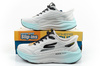 Skechers Max Run Herren-Sneaker, Weiß, Slipper