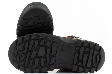 Puma Rebound v6 Herren-Sportschuhe [392326 16], Schwarz, Weiß und Grün.