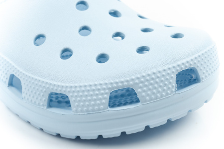 Crocs Classic Clog-Sandalen für Damen und Herren in Blau. Bequem und leicht